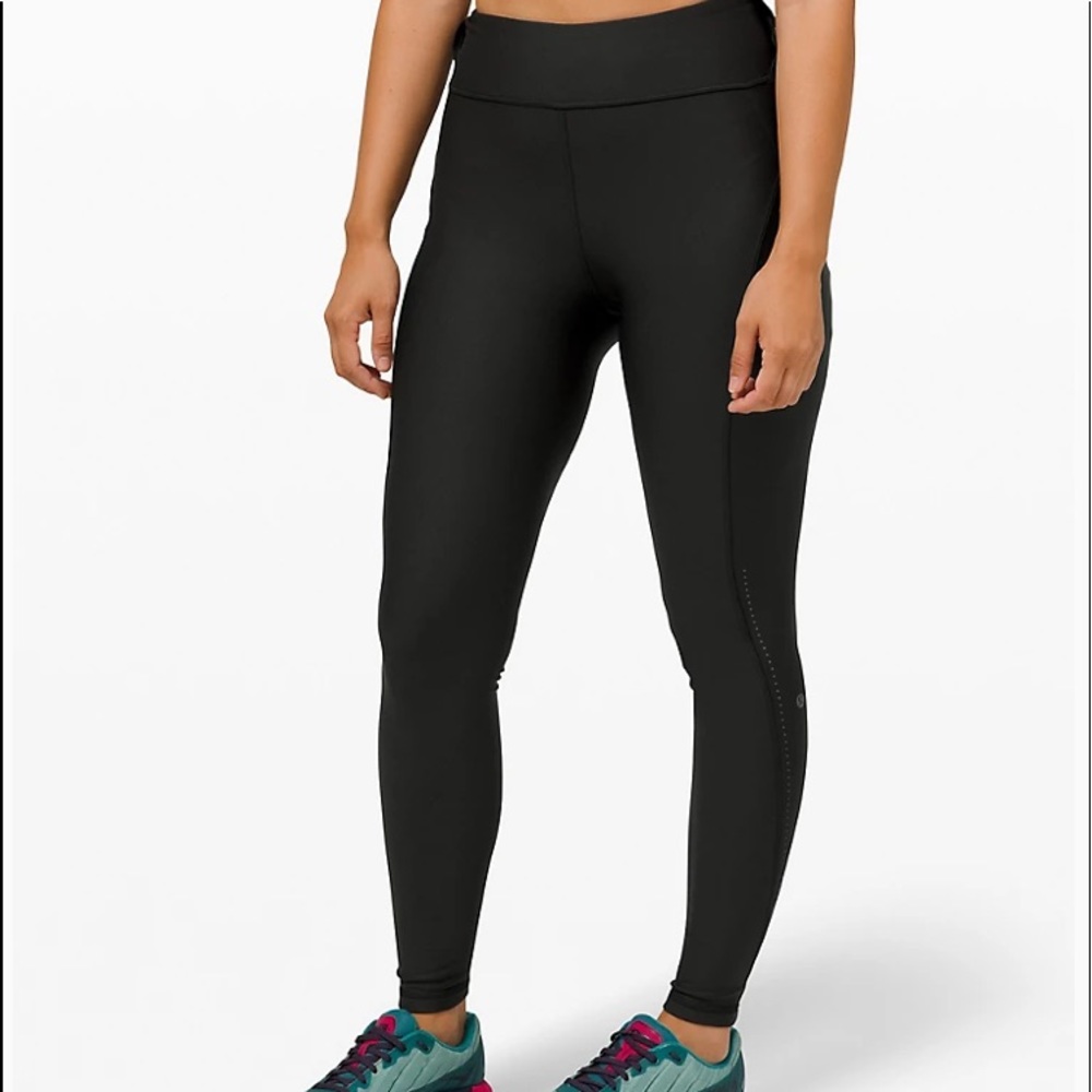 black lululemon leggings